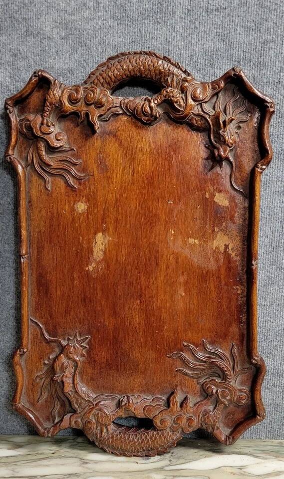 Asie Vers 1900 : plateau aux dragons en bois exotique