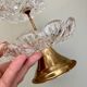 Porte bijoux ou serviteur vintage en verre ciselé et laiton