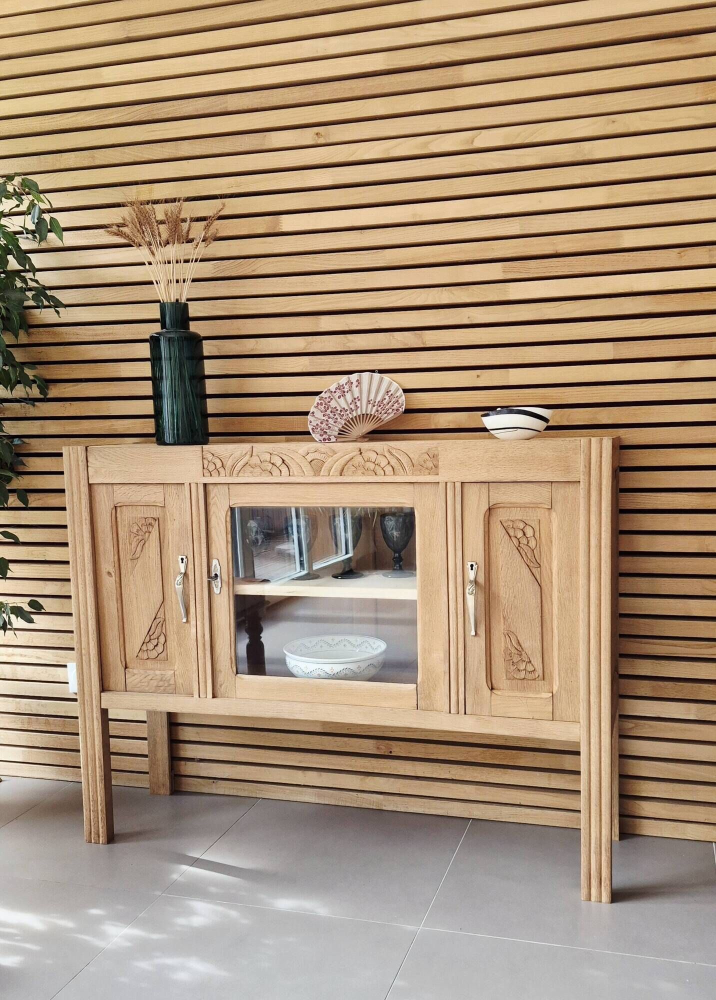 Enfilade / Art Deco display cabinet