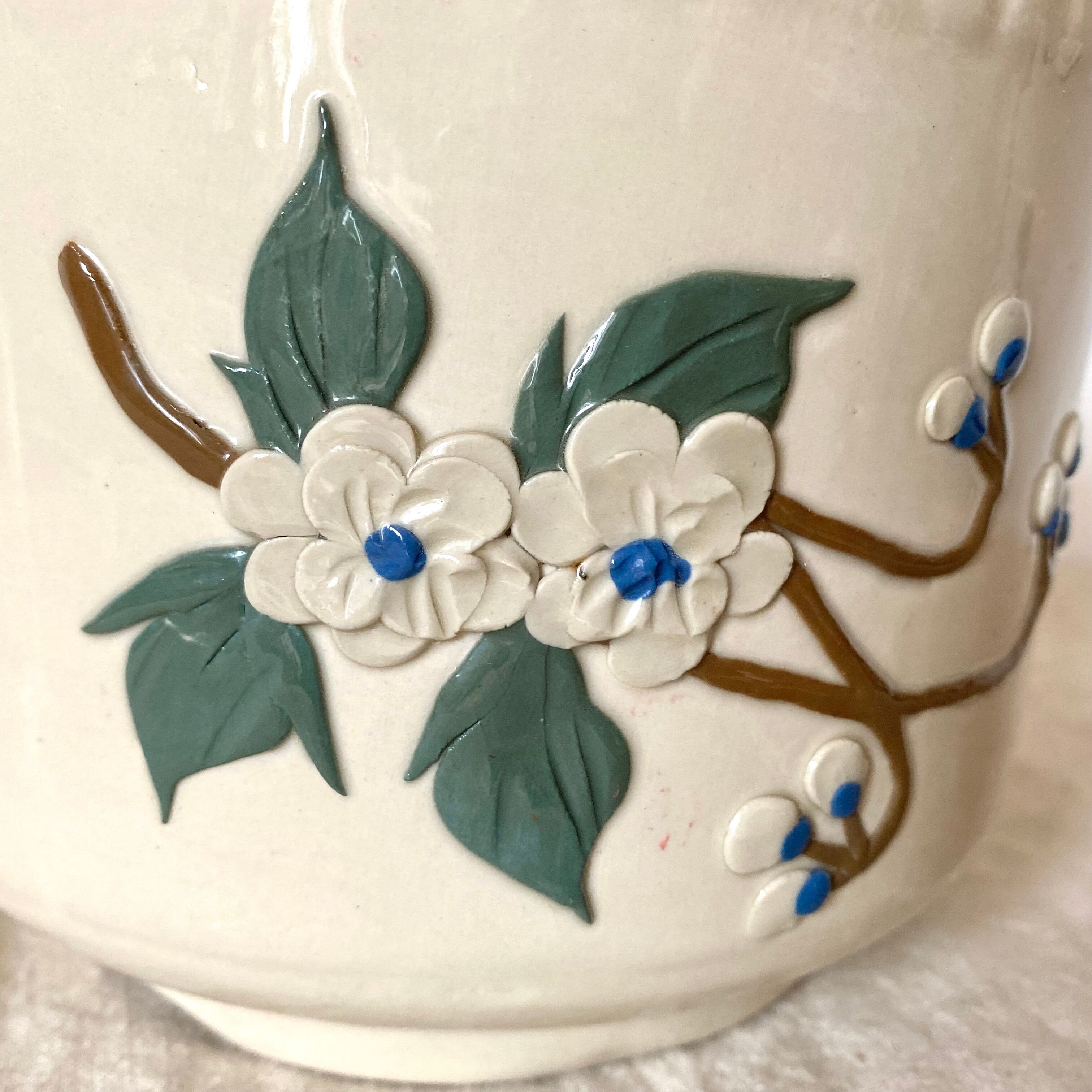 Ceramic pot cover