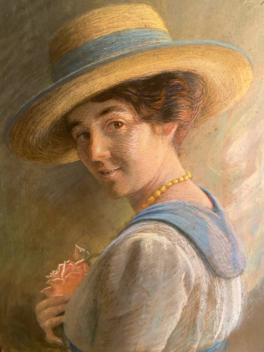 Signed portrait of a woman from 1918