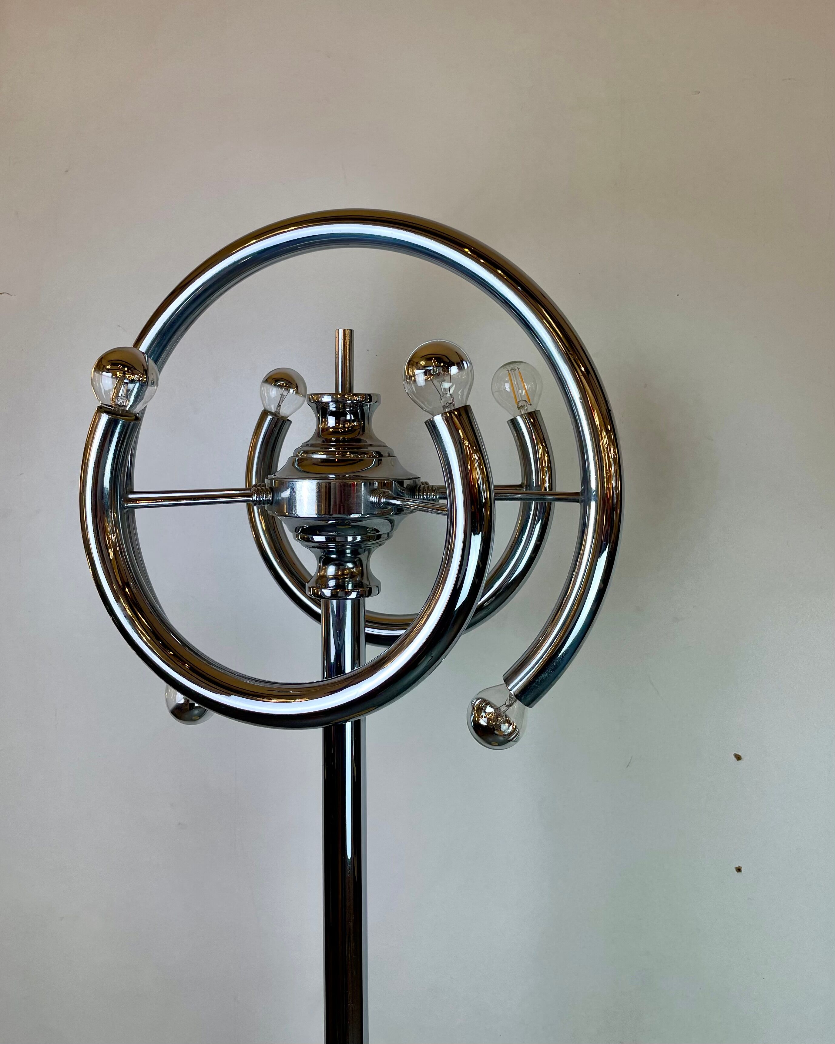 Space-Age Floor Lamp att. to Gaetano Sciolari, Italy, 1970s