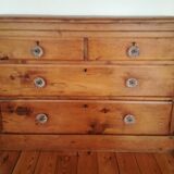 Commode en pin anglaise XIX siècle