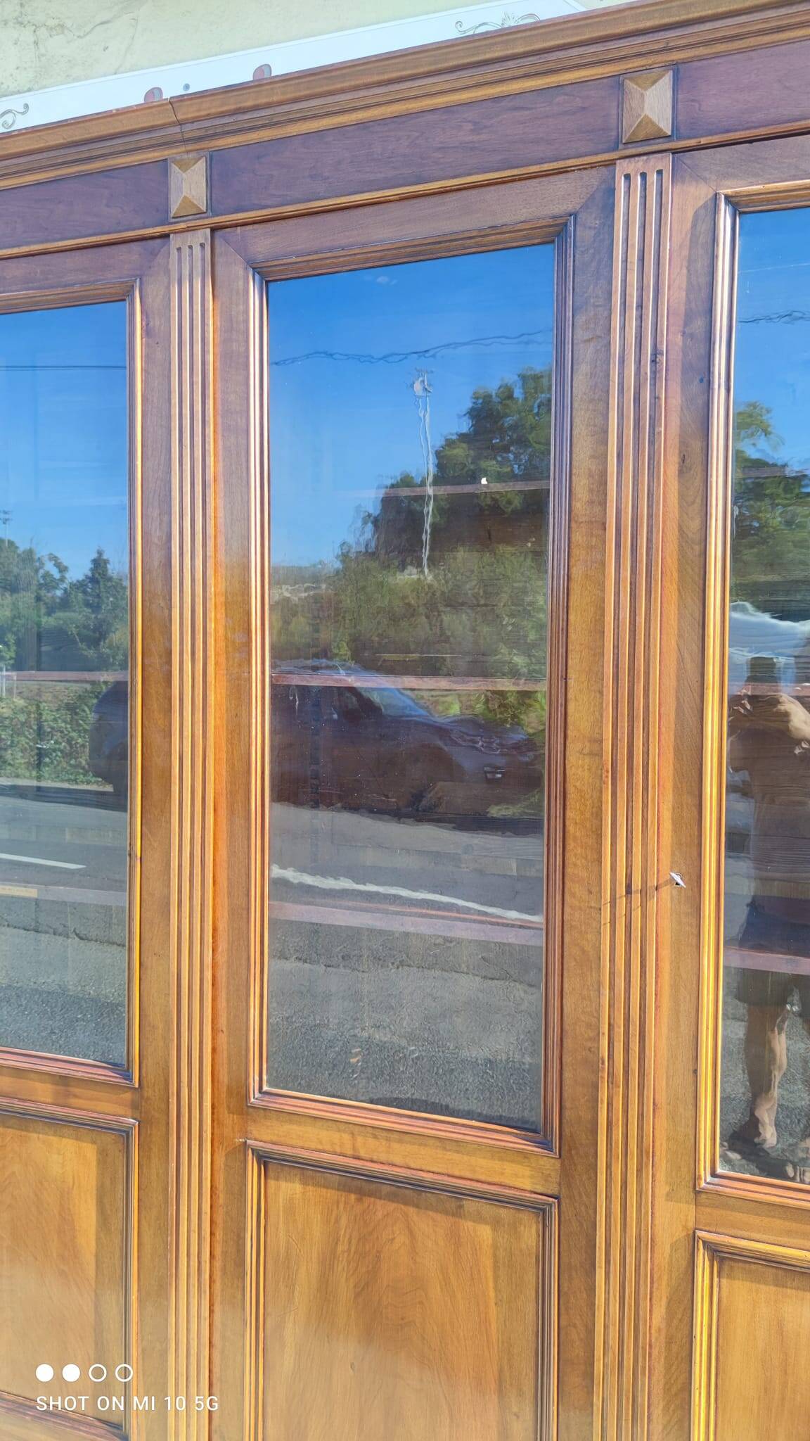 4-door bookcase in solid walnut circa 1880