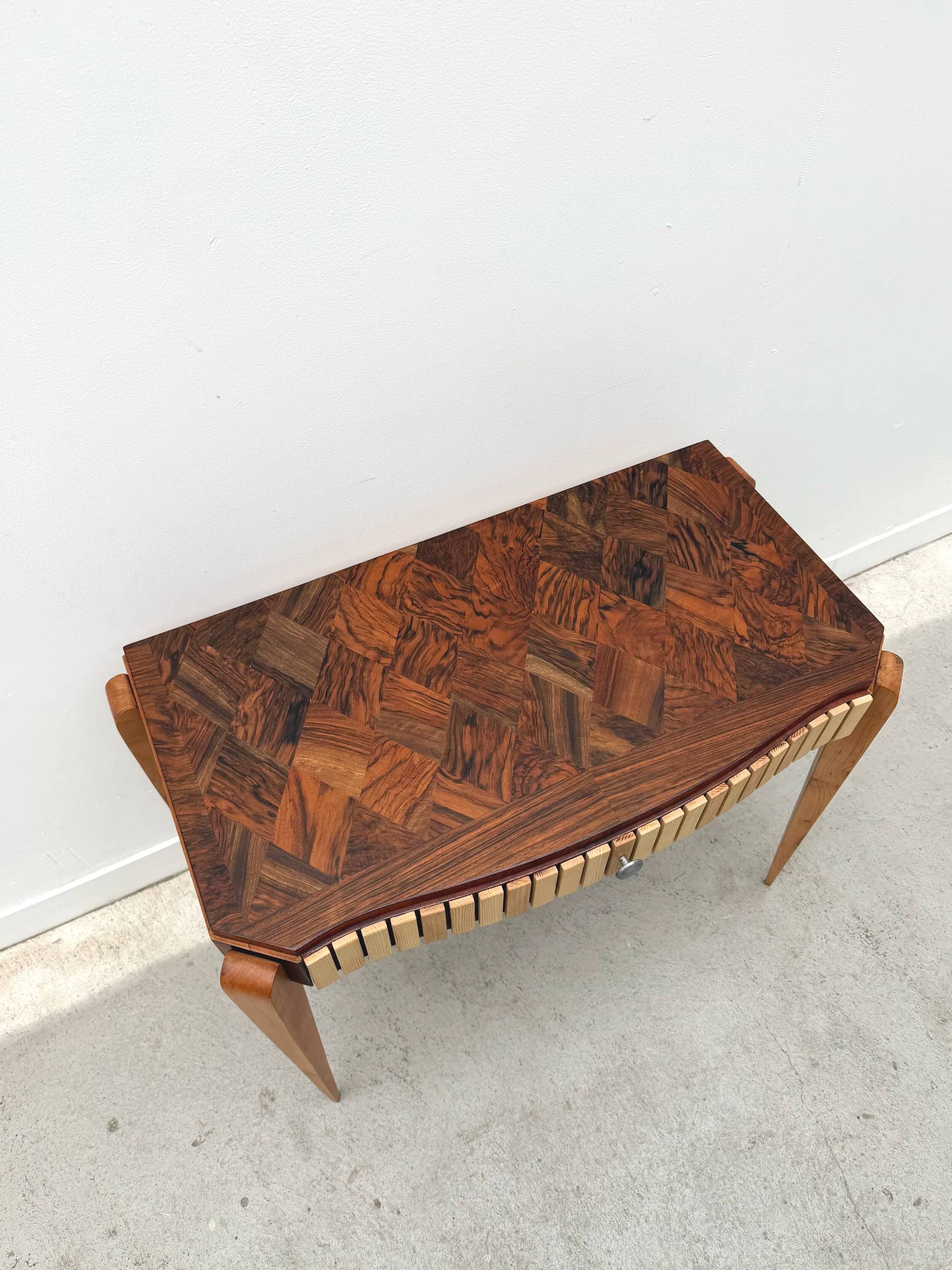 Console art déco en différentes essences de bois, France 1940
