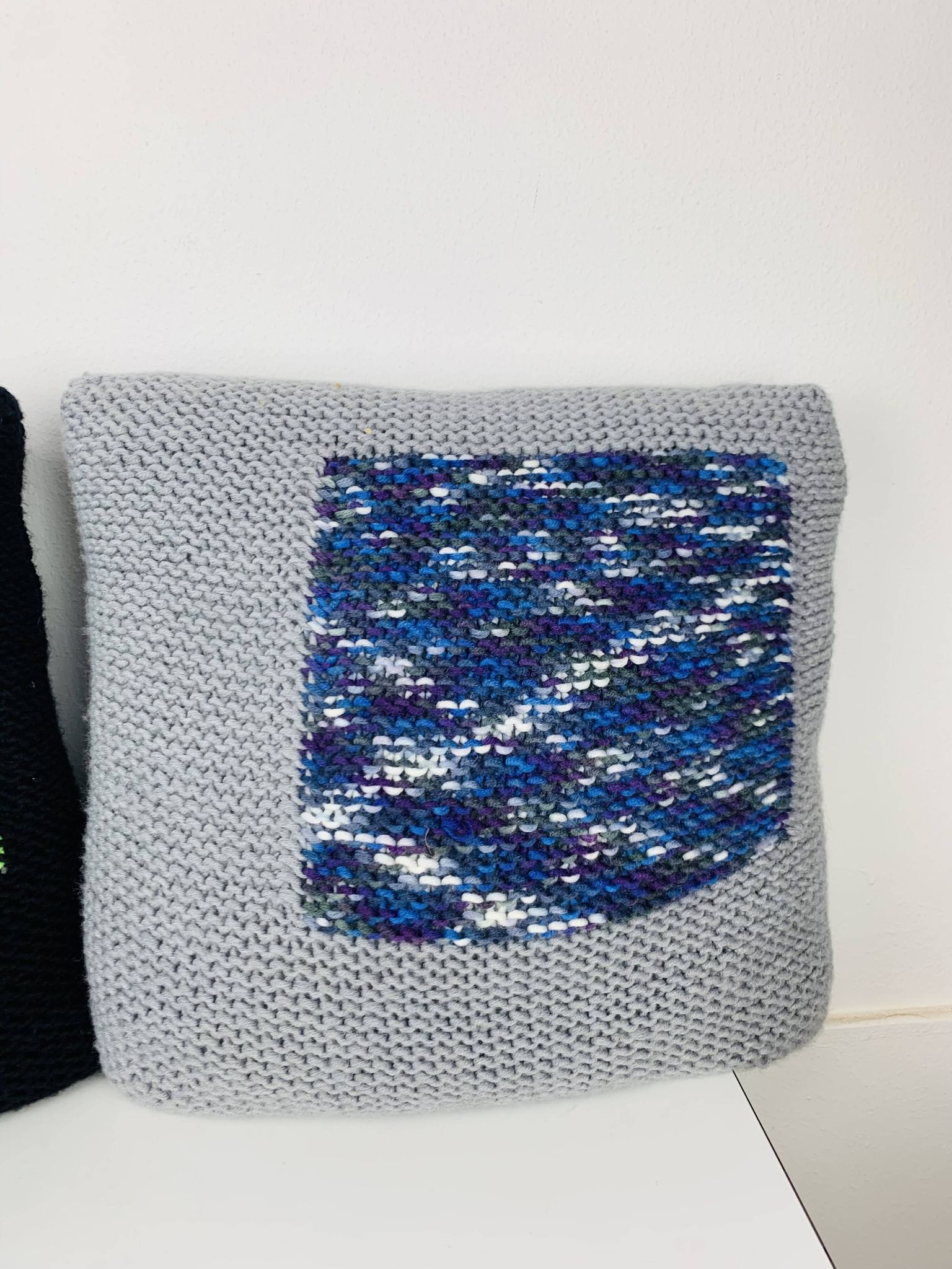 Paire de coussins en crochet vintage, années 70