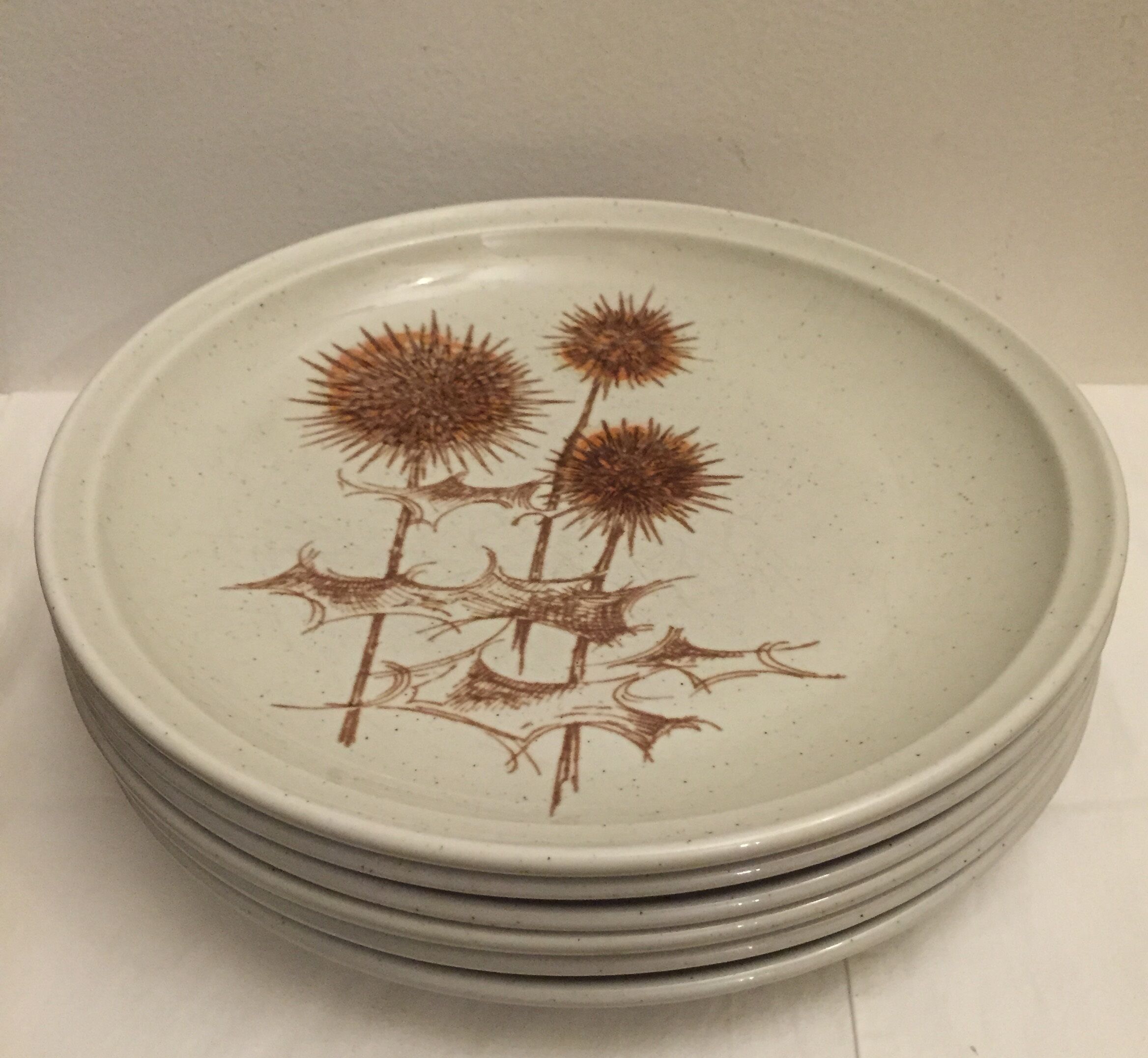 Set of 6 sandstone plates