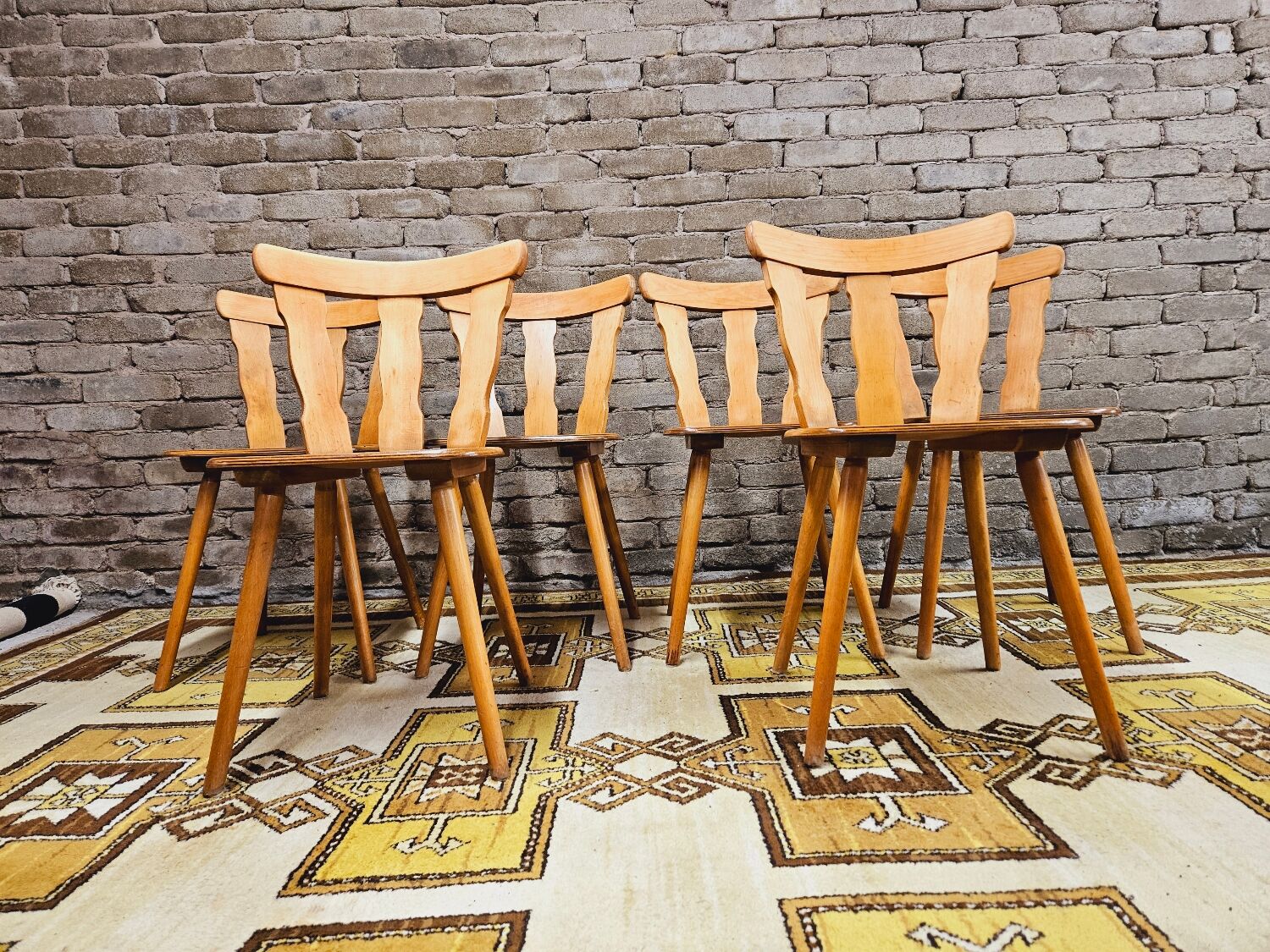 Series of 6 bistrot chairs year 1970
