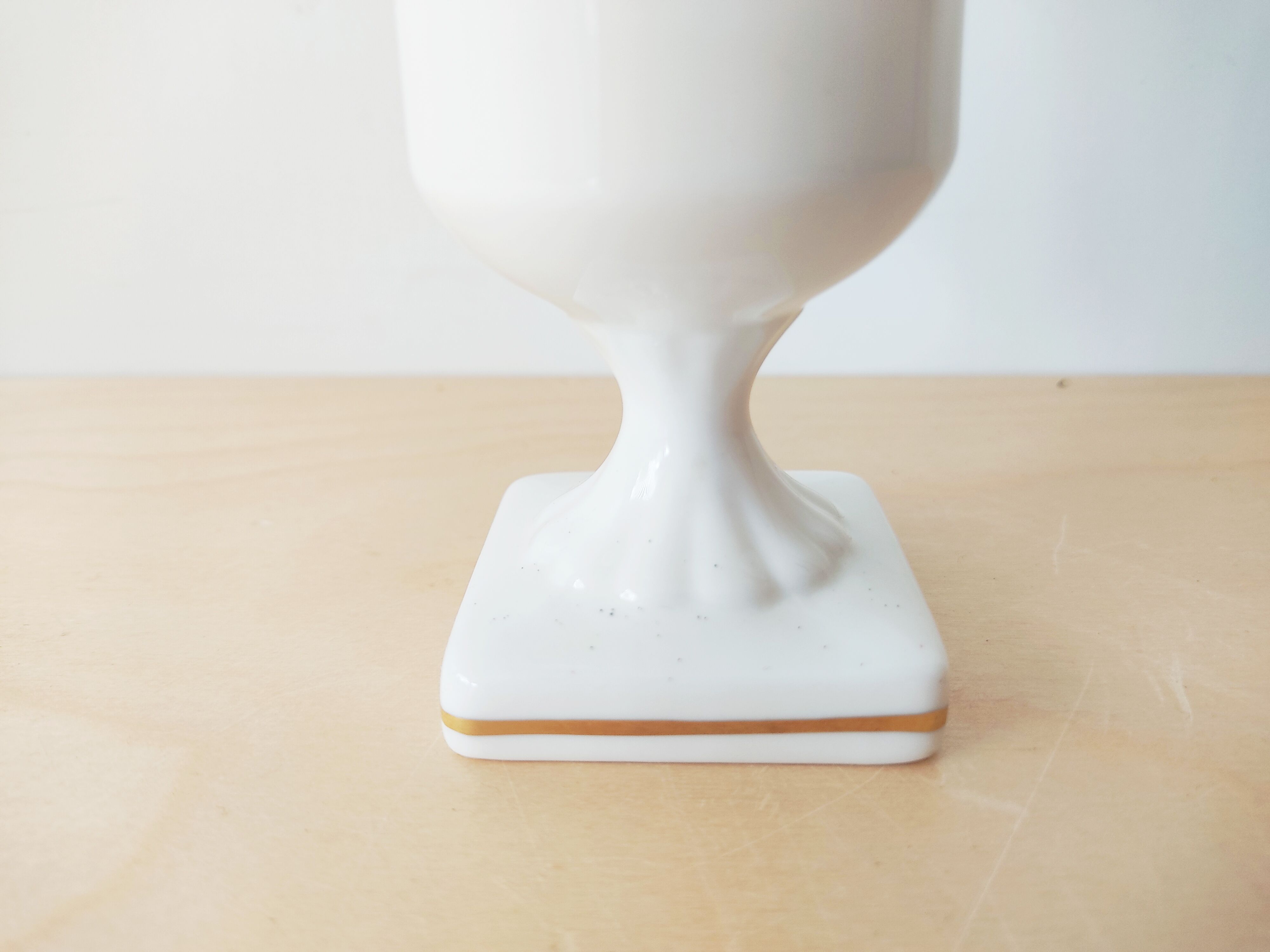 Aynsley porcelain vase bird décor and flowers