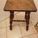 Tabouret ancien en bois