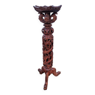 Wooden column Asian decor