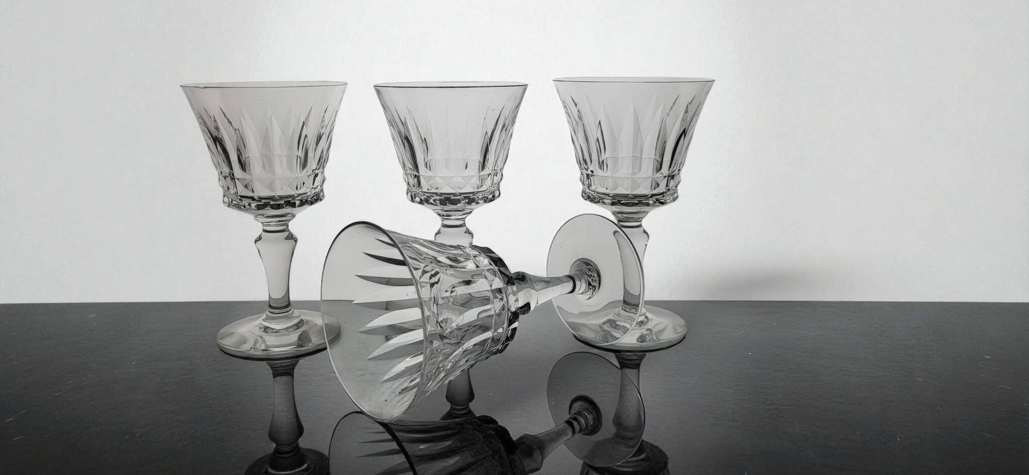4 Baccarat Piccadilly crystal wine glasses
