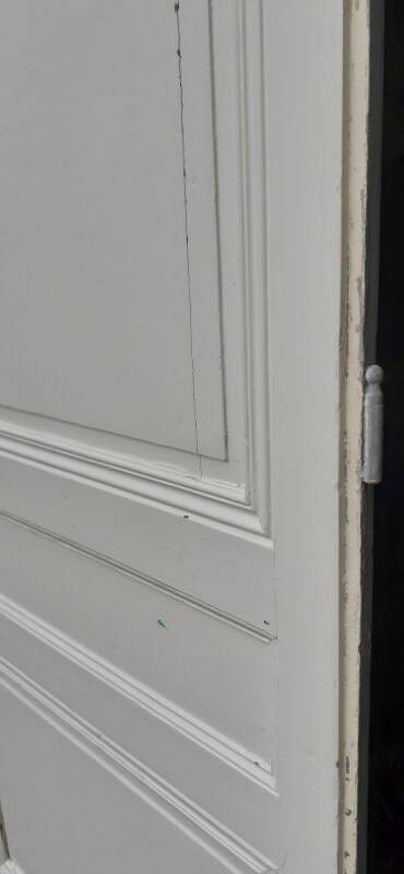 Communication door h221xL90cm old paneled, molded, interior