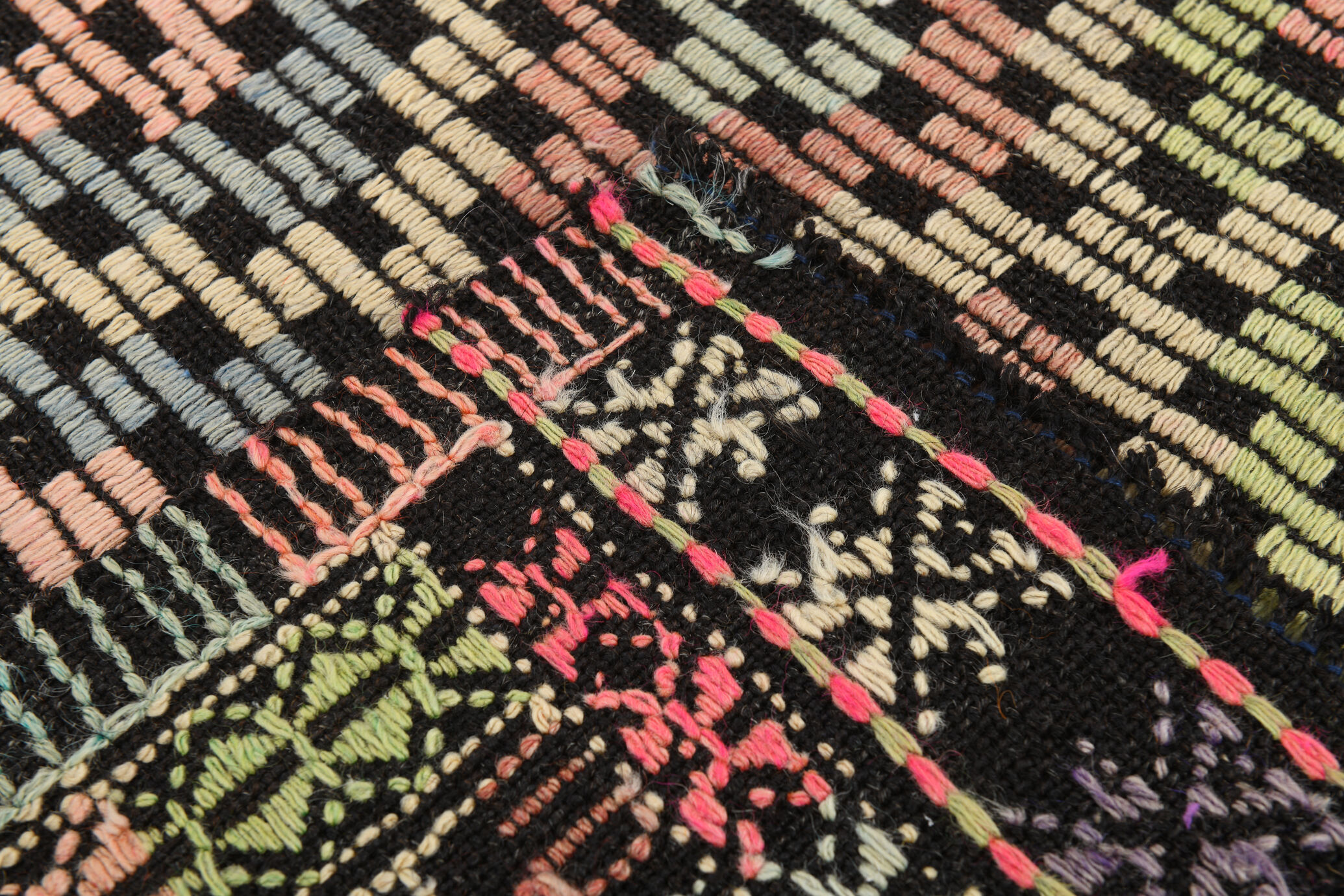 7x8 Handwoven Kilim Rug, 207x262Cm