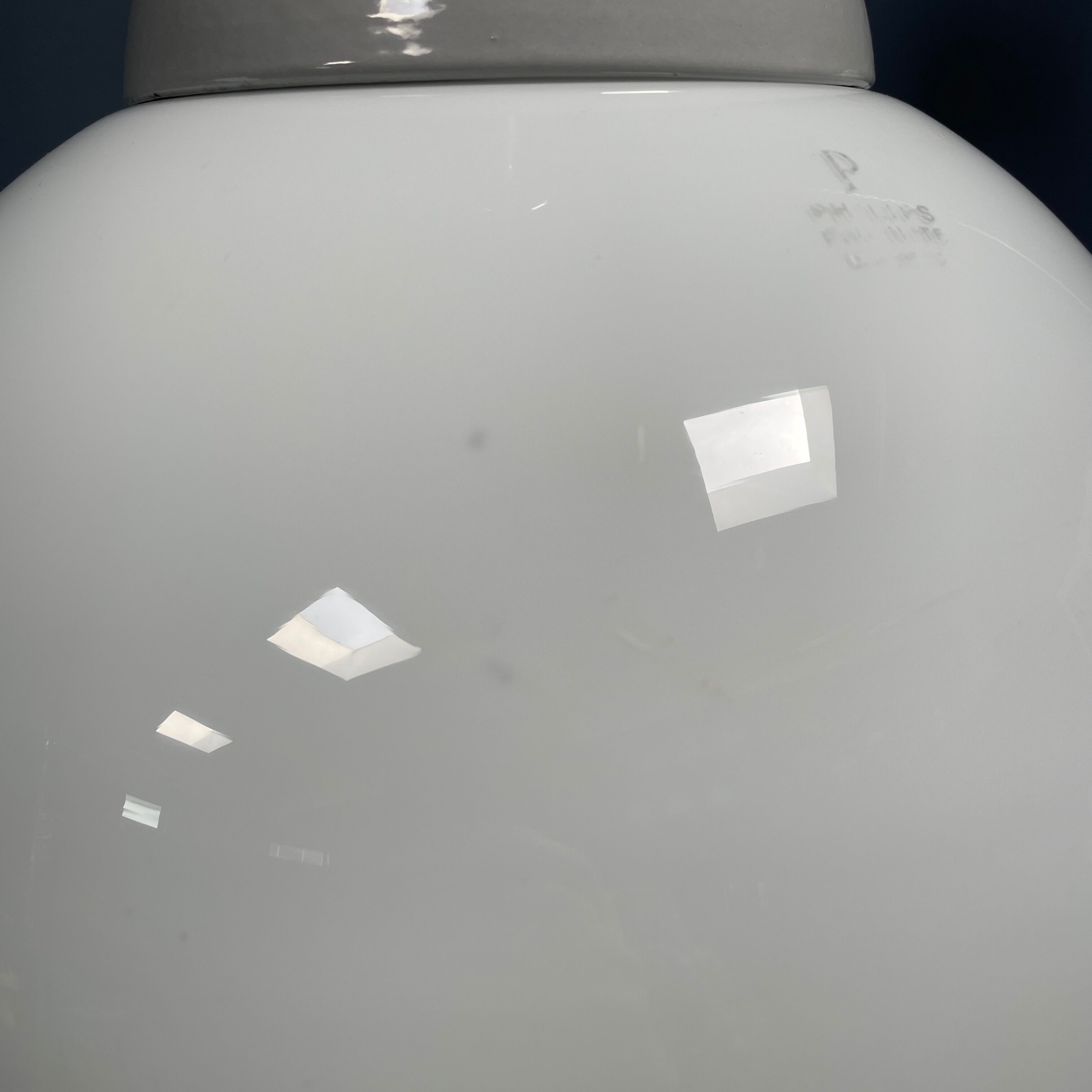 Ensemble de deux suspensions opalines Philips Phililight