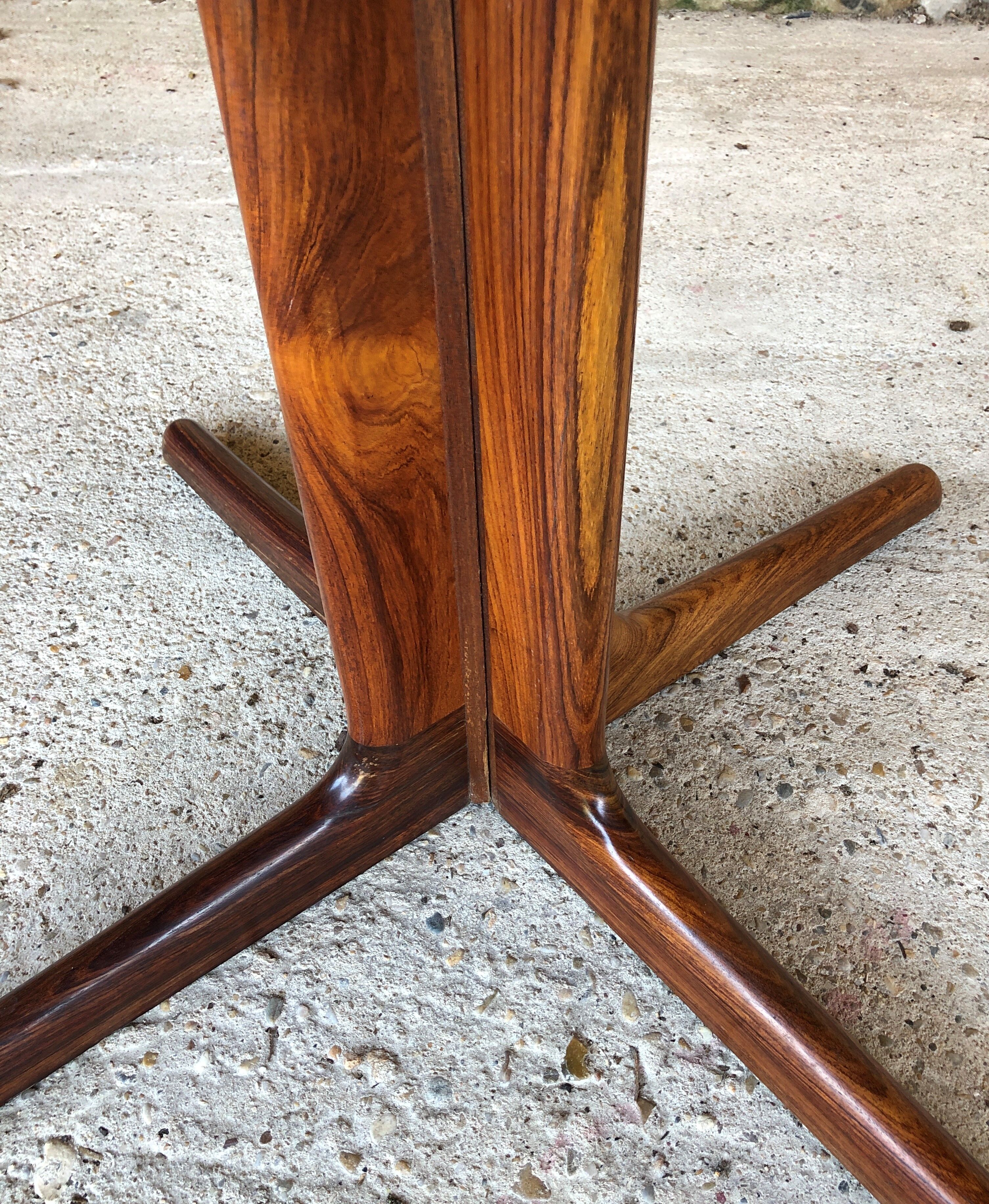 Expandable Scandinavian rosewood dining table by CJ Rosengaarden, circa 60's