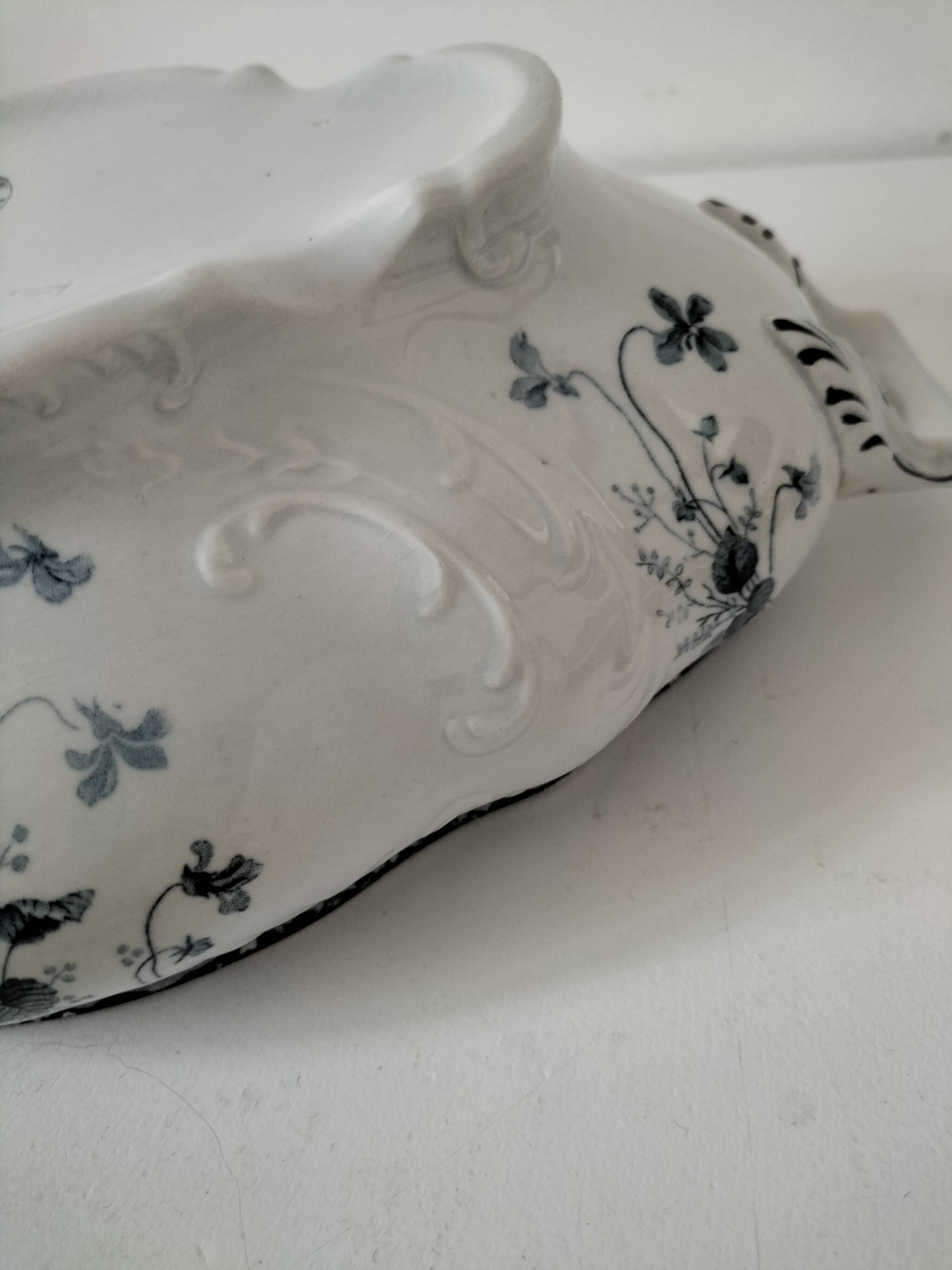 Antique Creil & Montereau soup tureen – sold by E. Bourgeois