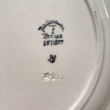 Vintage round dish