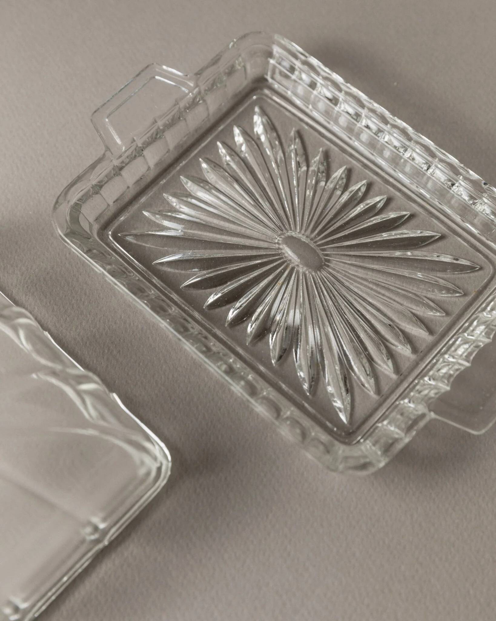 Clear glass butter dish, vintage Art Deco, 1940s Italy - timeless tableware