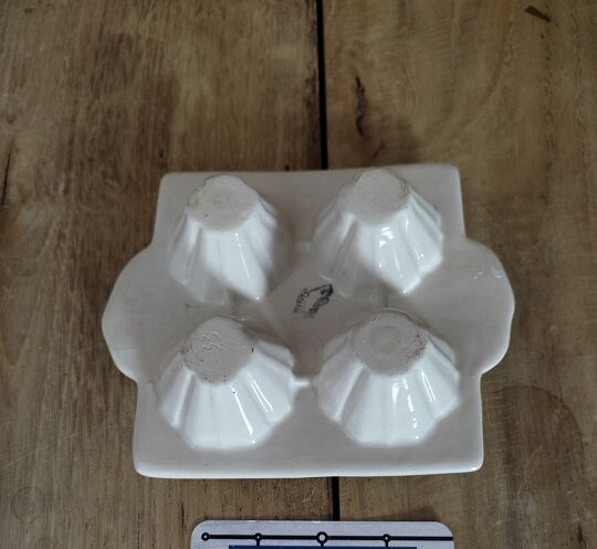 Rests eggs Coquetier porcelaine