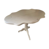 Folding violin table