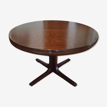 Table ronde scandinave