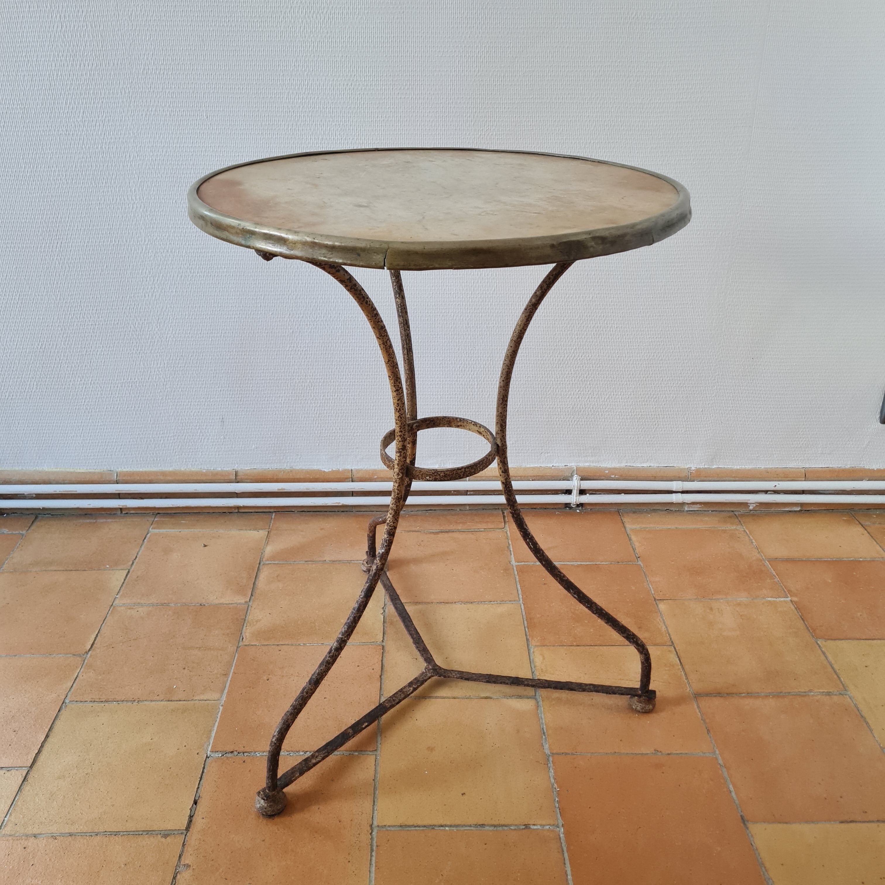 Bistro Gueridon 1920