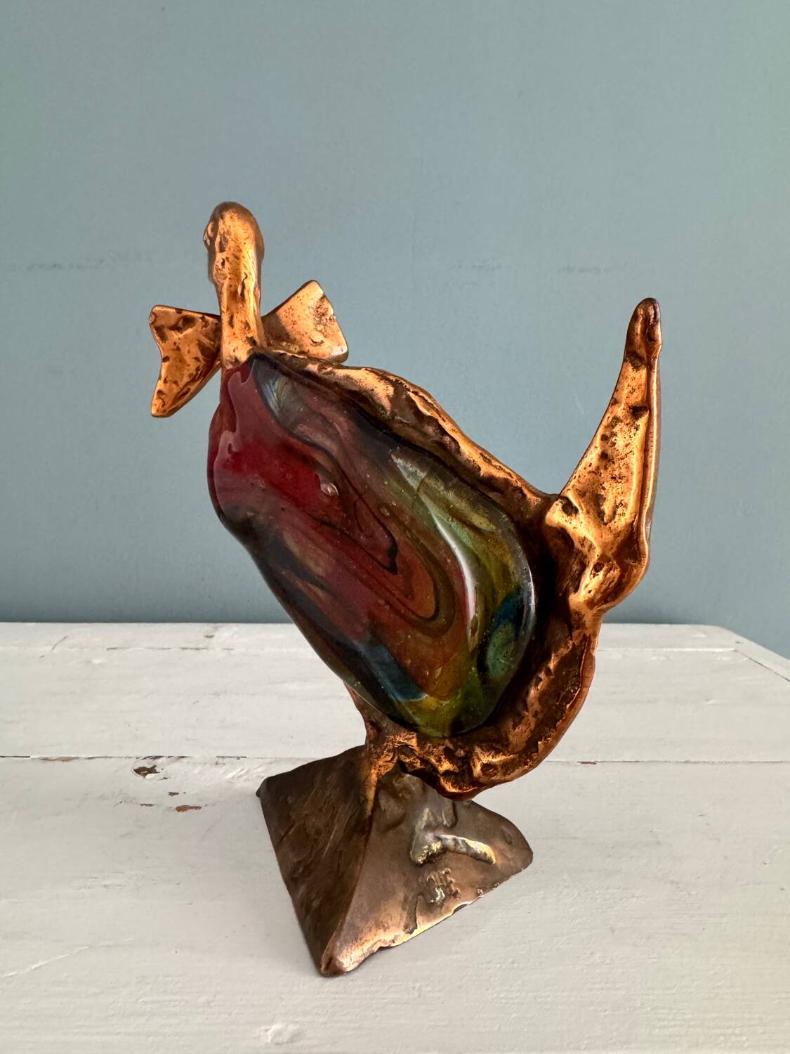 Duck with a bow tie, original sculpture by Yves LOHÉ