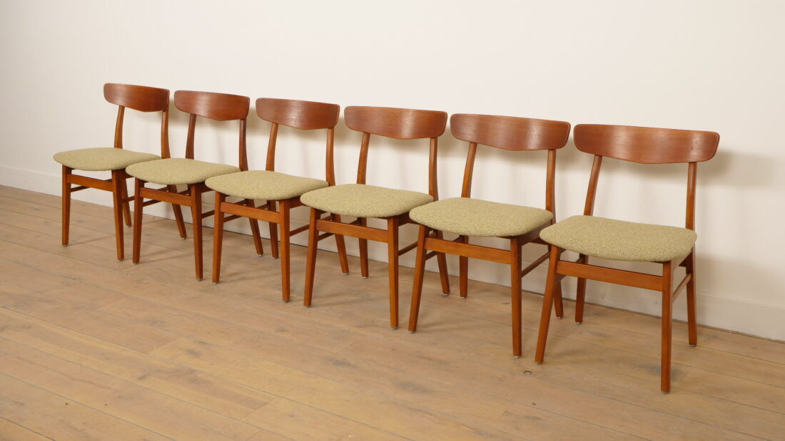 6 x dining chairs | Farstrup | Model 210 | Reupholstered | Green