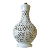 white ceramic lamp