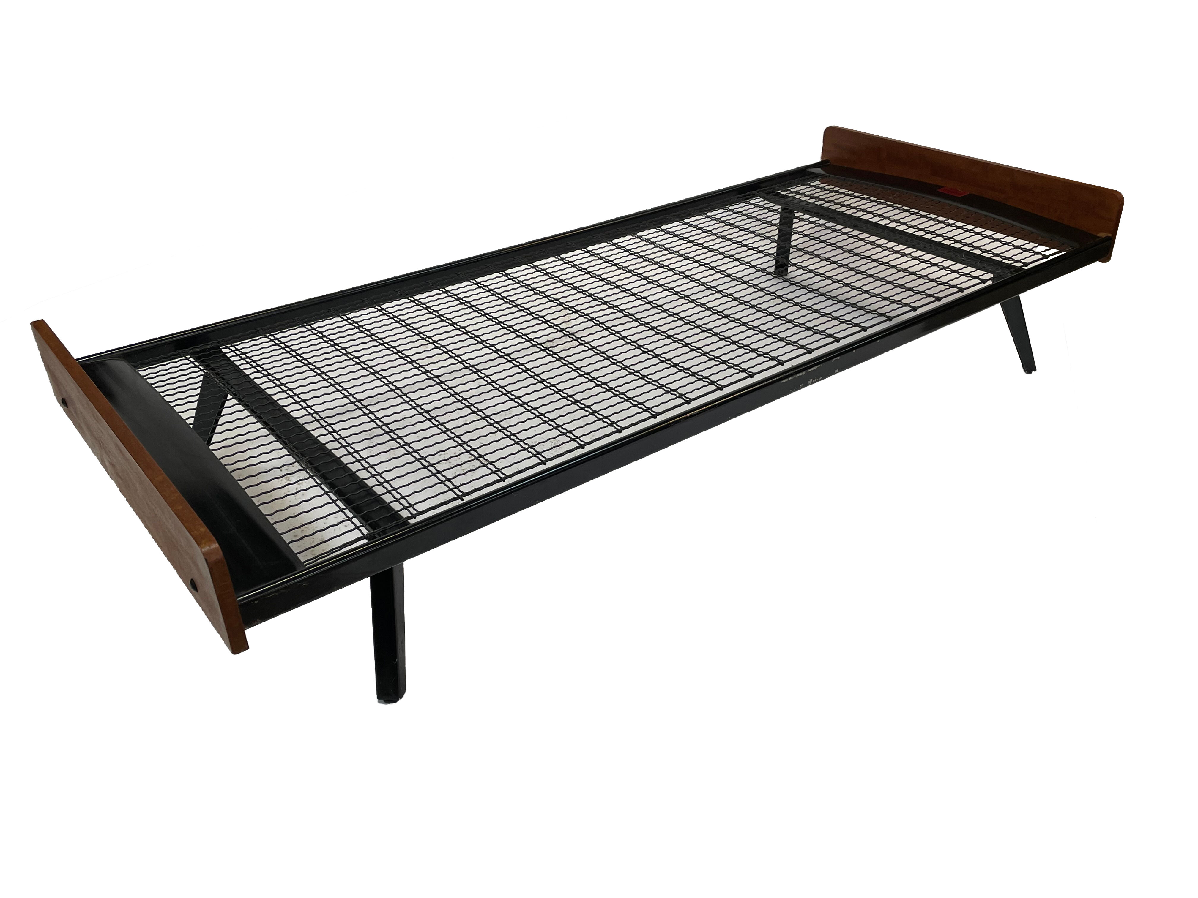 Vintage bed daybed of the 1960s Netherlands