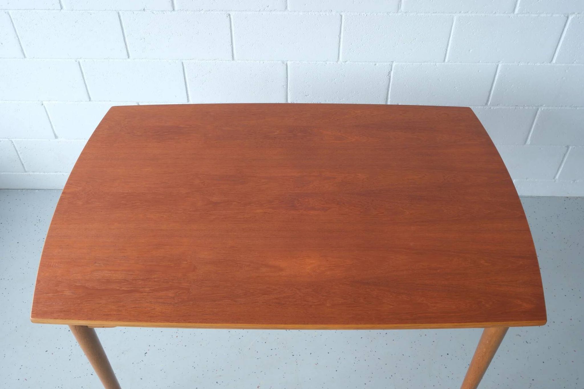 Dining table in Danish oak and teak.