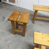 Set of 2 benches and 2 stools in pine, 1970s mountain style.