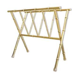 Bamboo magazine holder