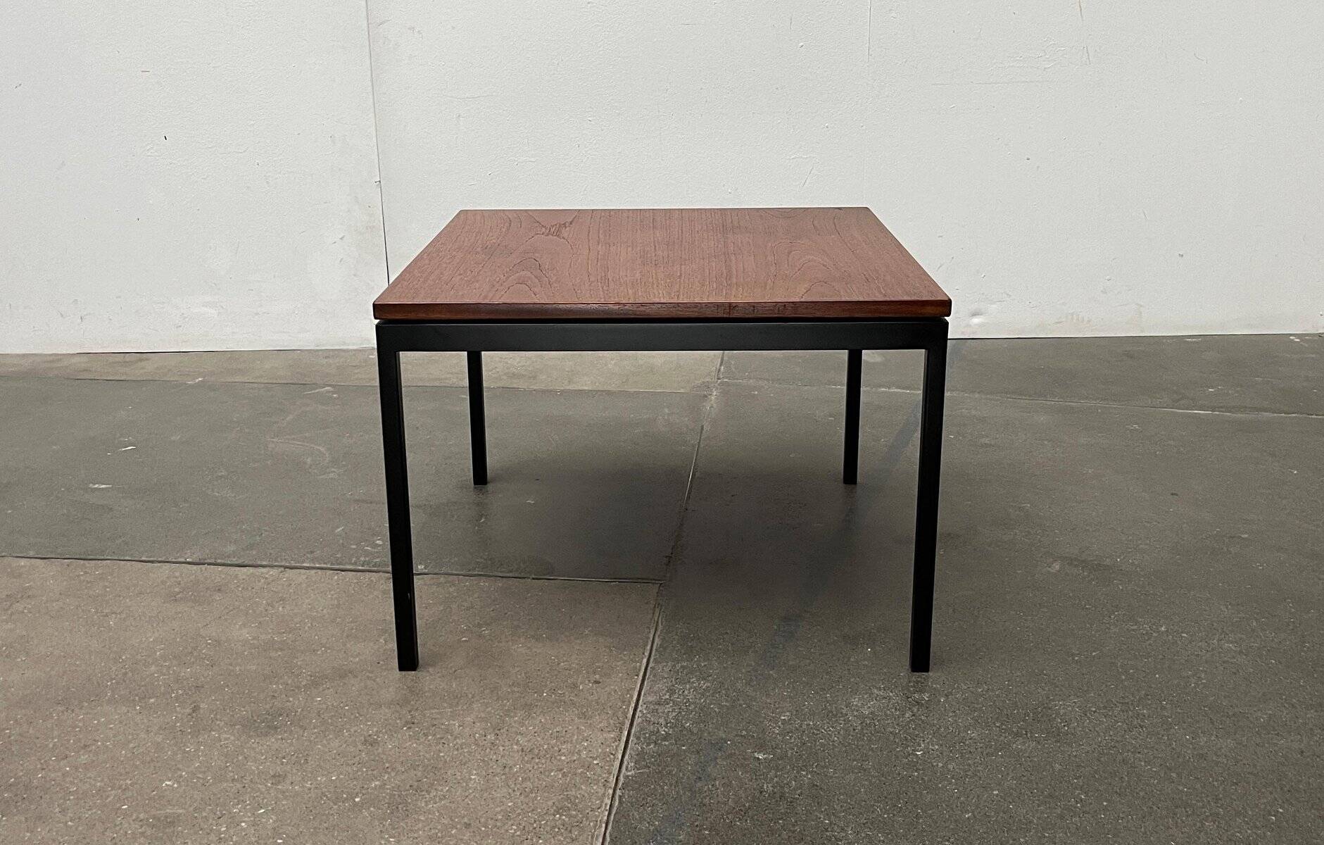 Mid-century minimalist teak side table by Florence Knoll for Knoll International, 1950s.