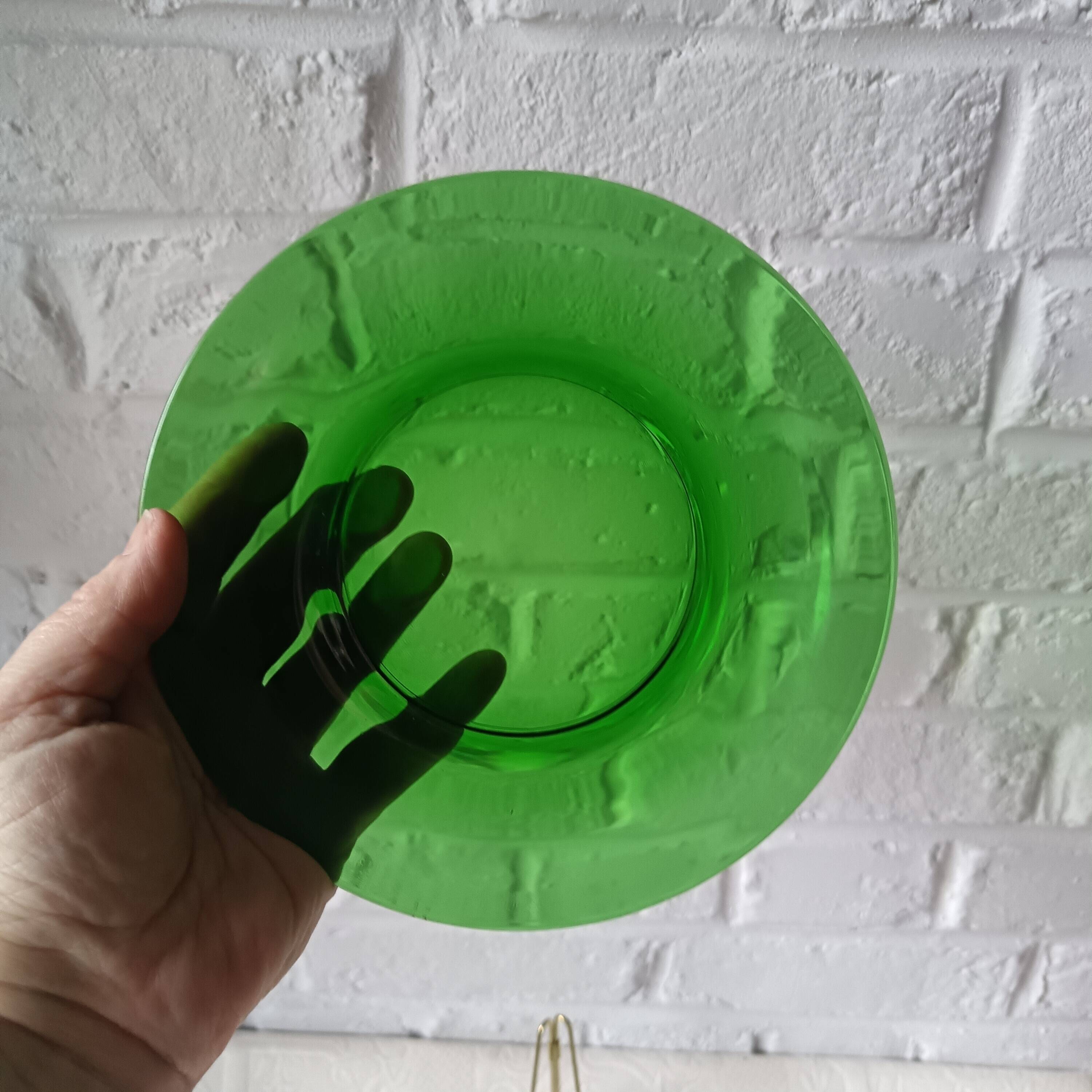 7 green tempered glass dessert plates vereco vintage