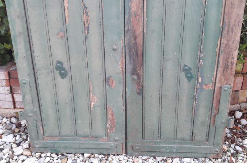 Pair of shutters oak parts with louvers 201,5x106cm