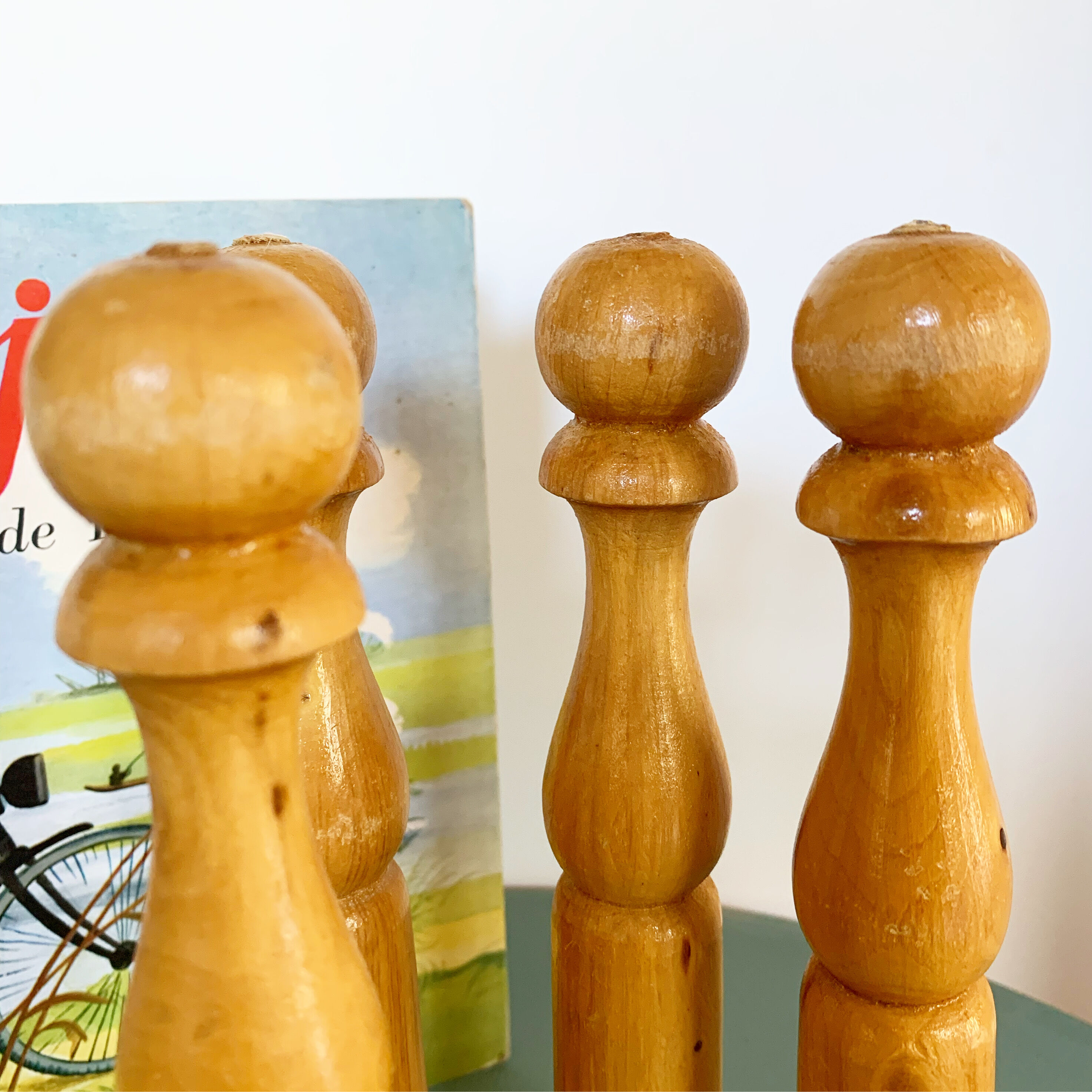 Set of 7 vintage wooden skittles and two balls