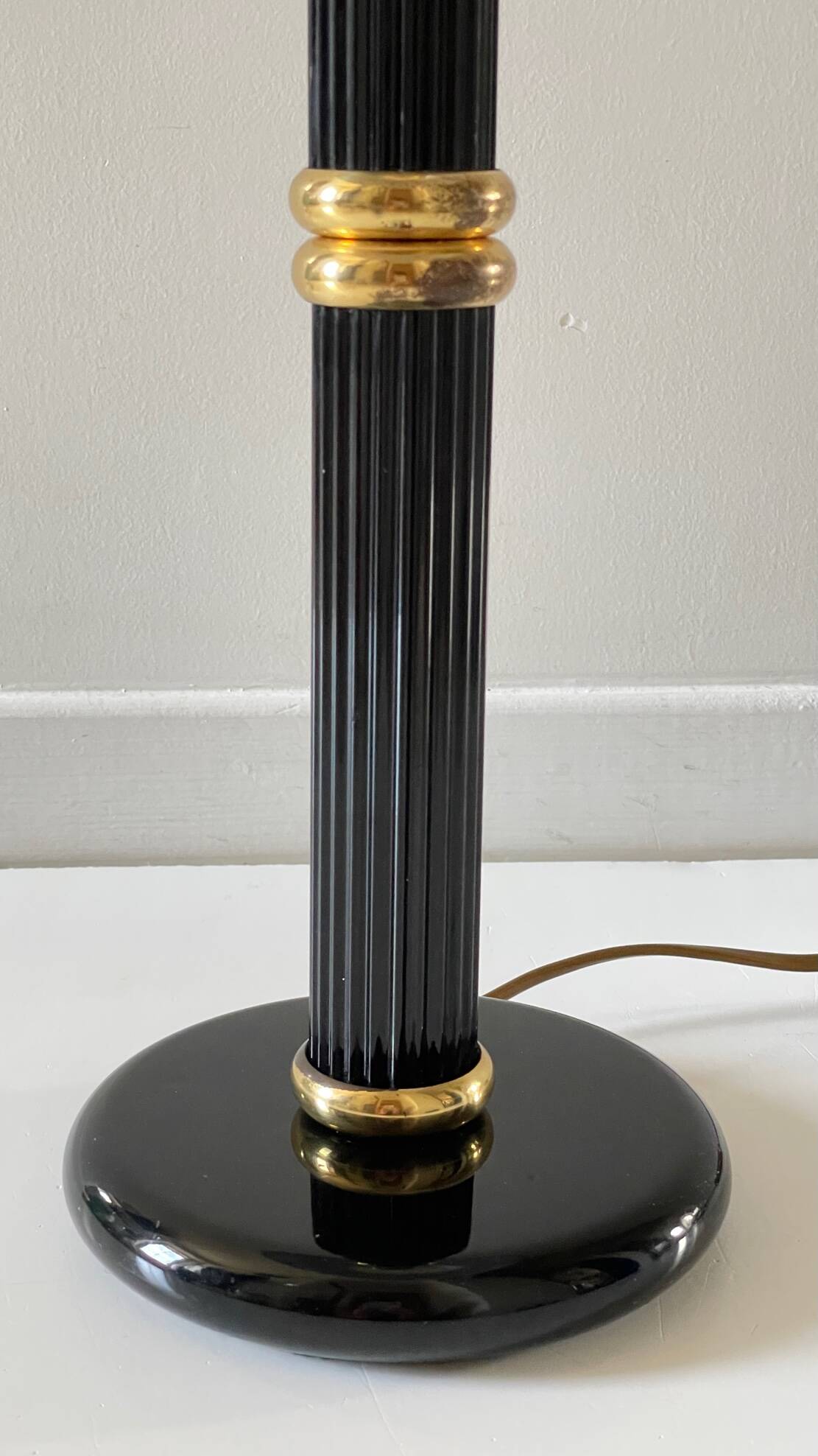 Lampe colonne par le dauphin