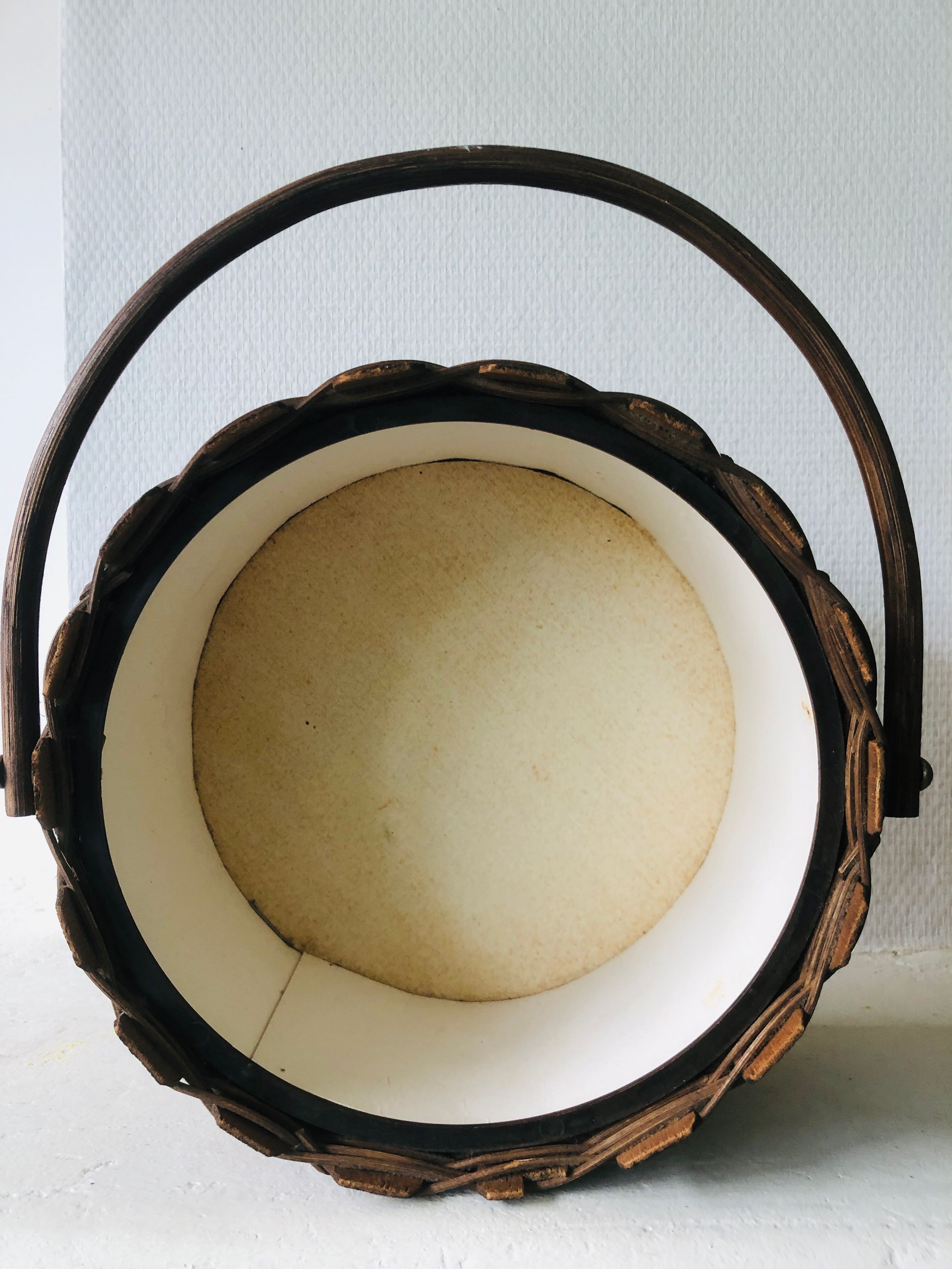 Working sewing box made of woven rattan