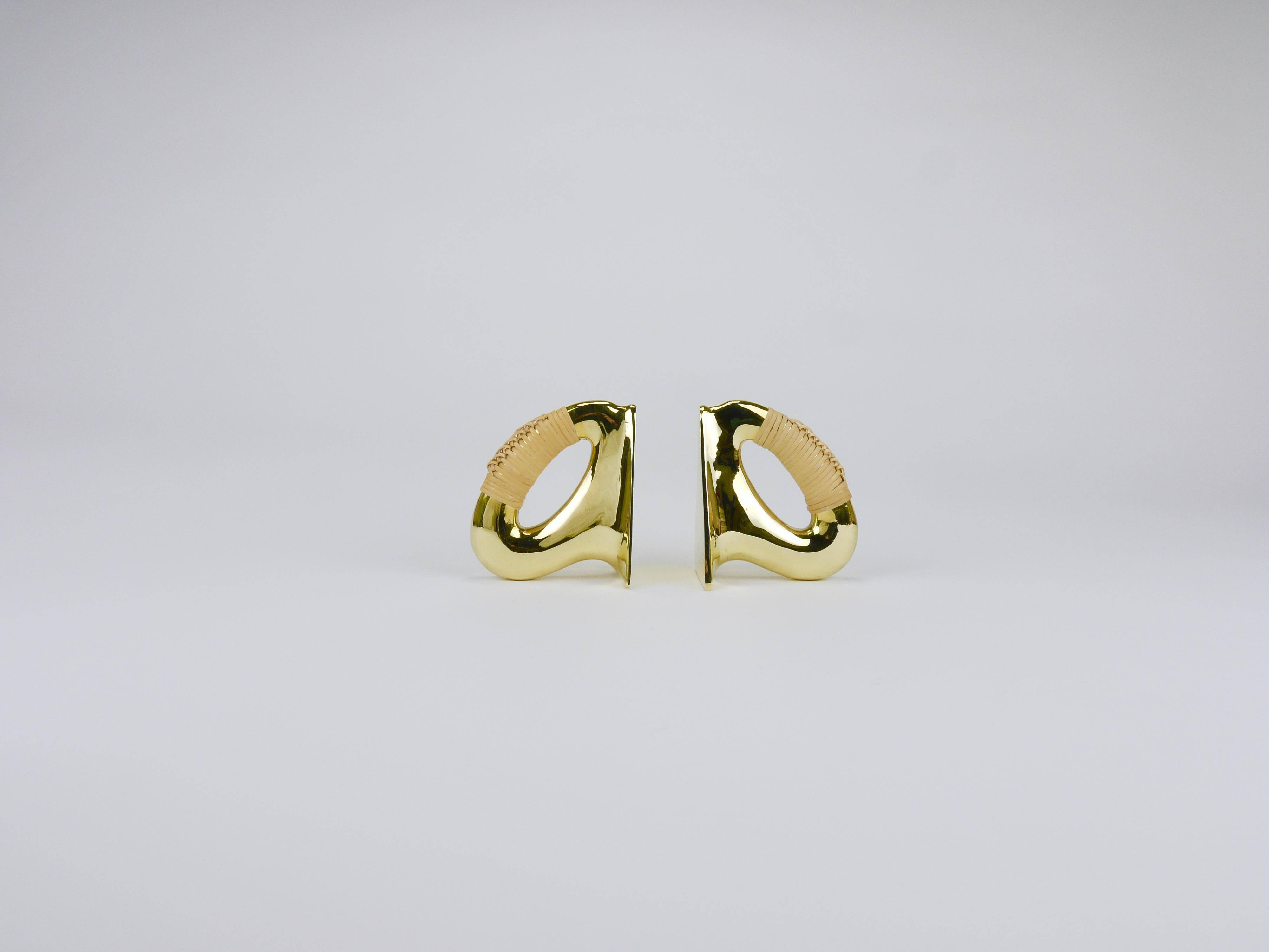 Pair of Carl Auböck Flat Iron bookends in brass and rattan #3530, Vienna, Austria