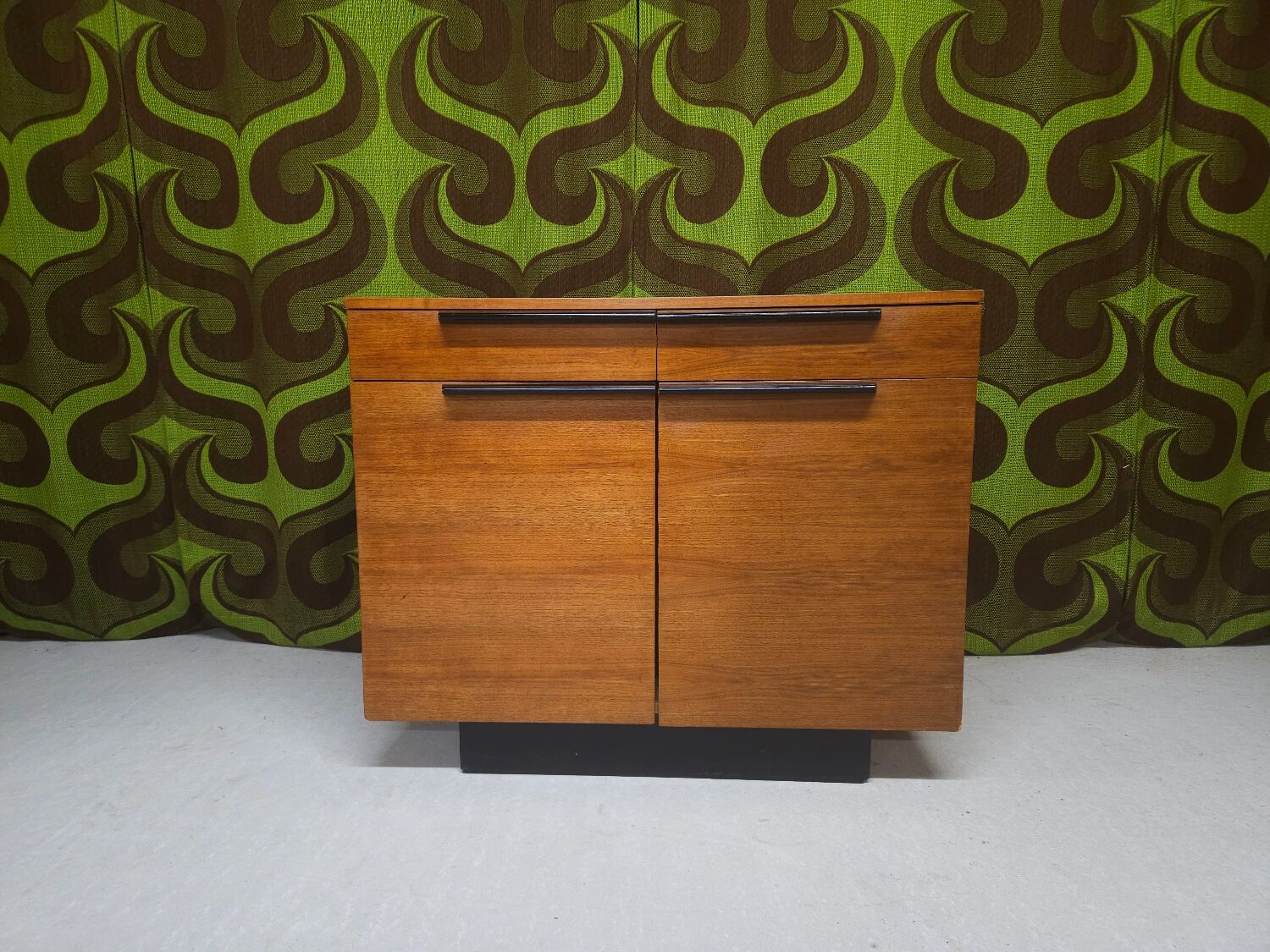 Low teak sideboard, 1970s