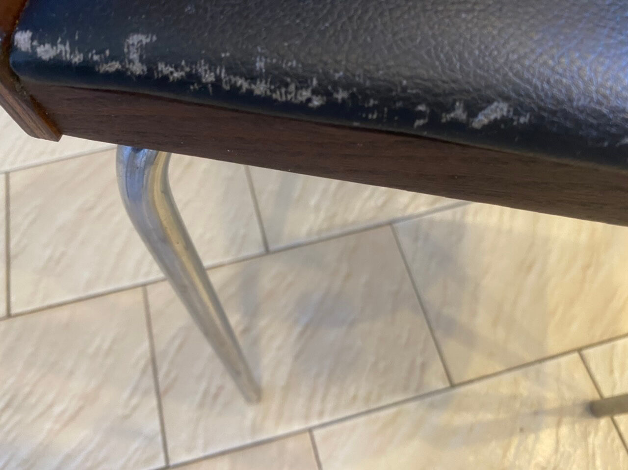 Table & chairs fusion by Sandra Kragnert for Ikea