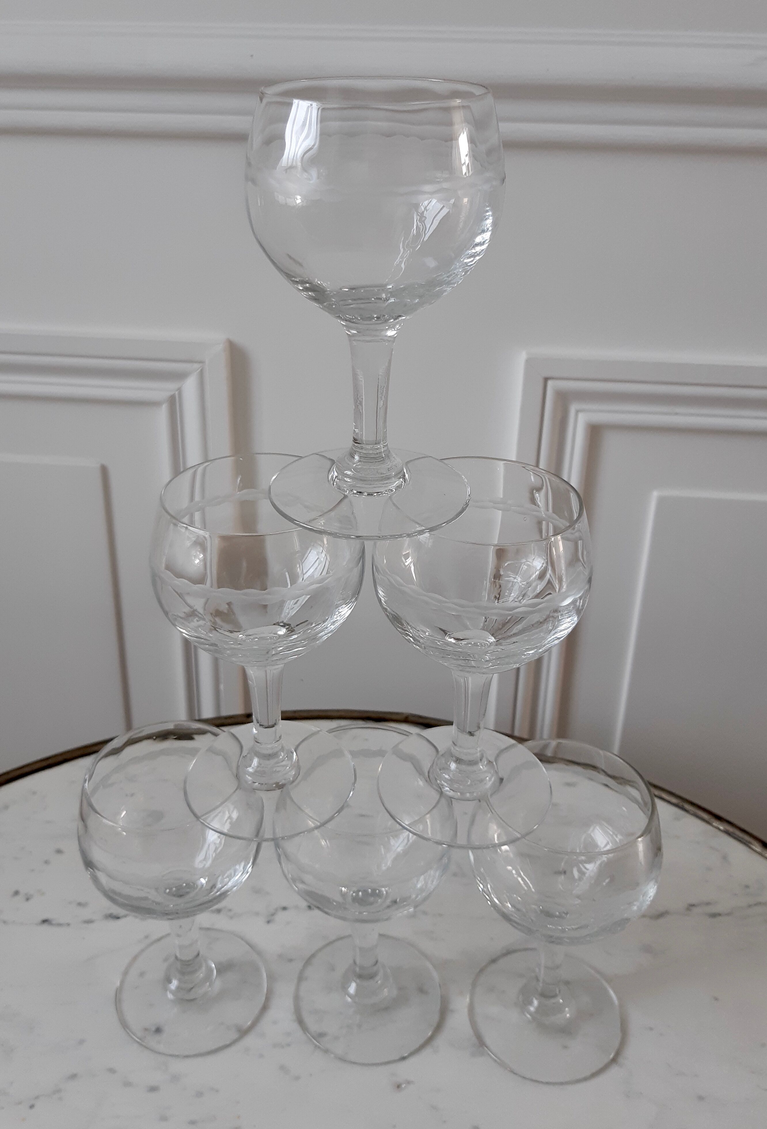 Lot of 6 crystal balloon glasses 20 years