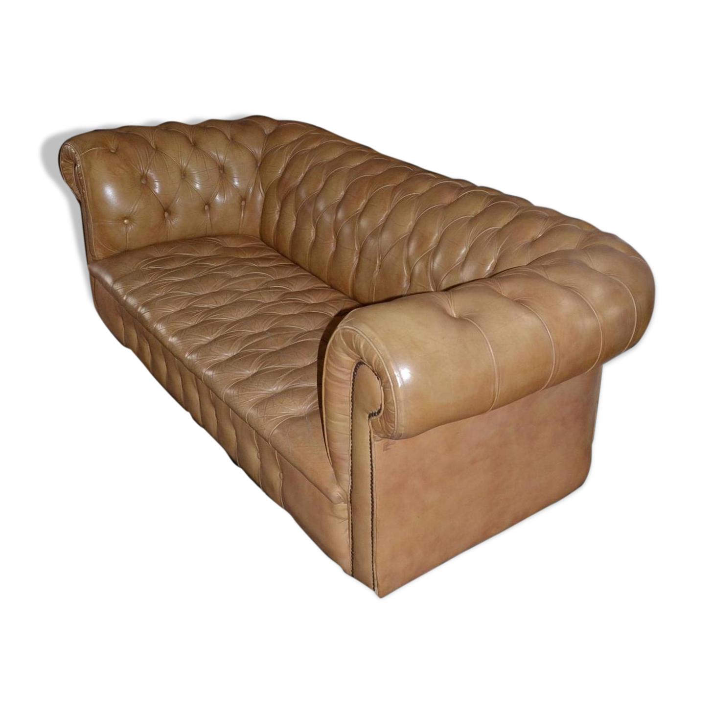 Chesterfield sofa, 3 places England 1970
