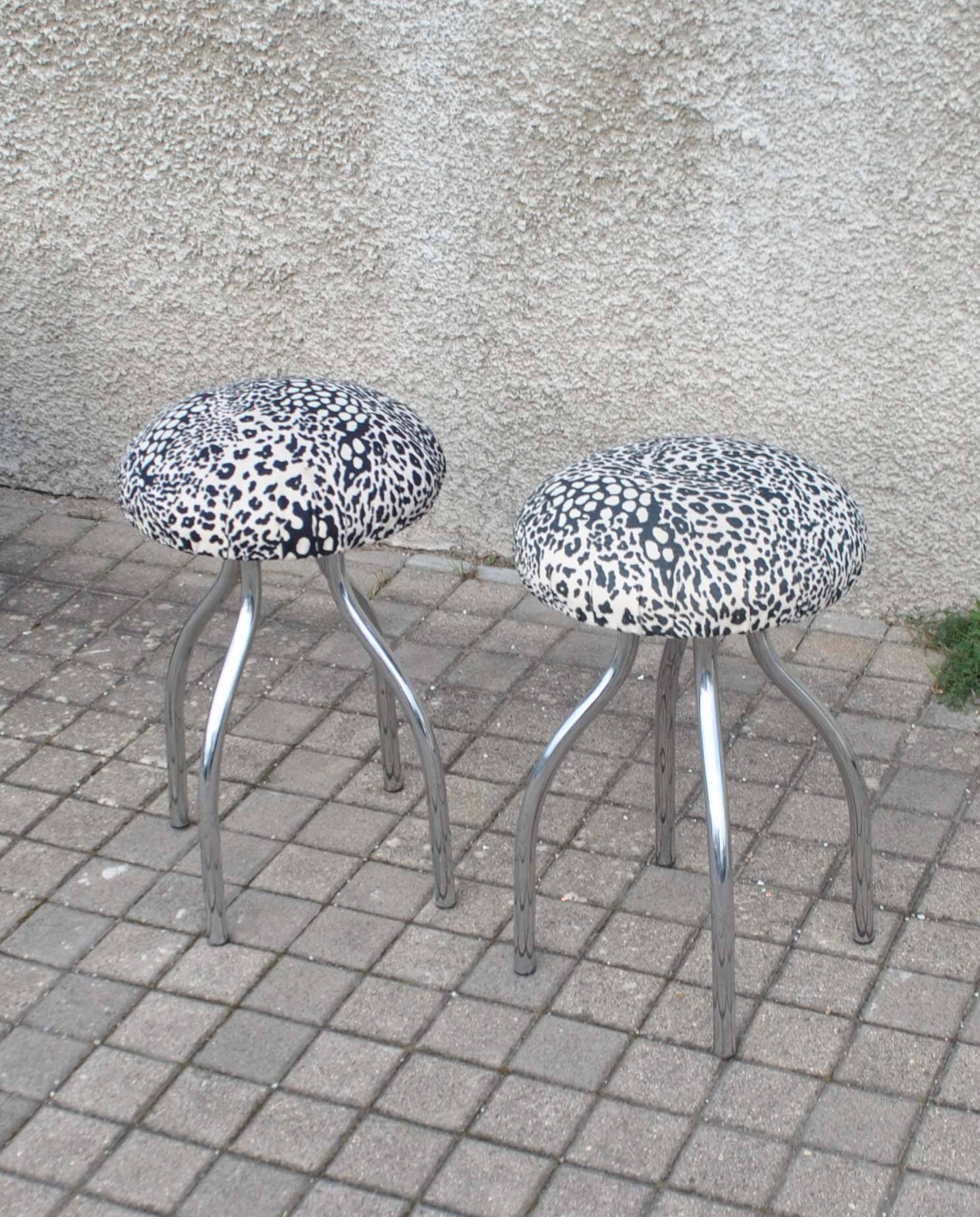 Lot de 2 tabourets champignon vintage DESIGN en métal chromé et assise velours Léopard