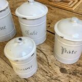 Enamelled iron kitchen pots