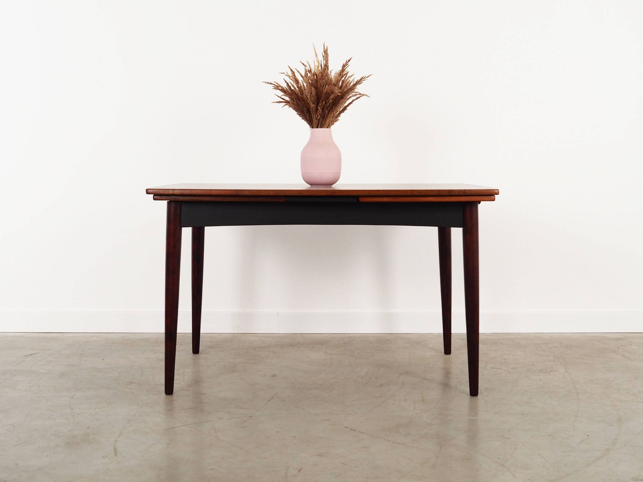 Rosewood table, Danish design, 1970s, production: Denmark