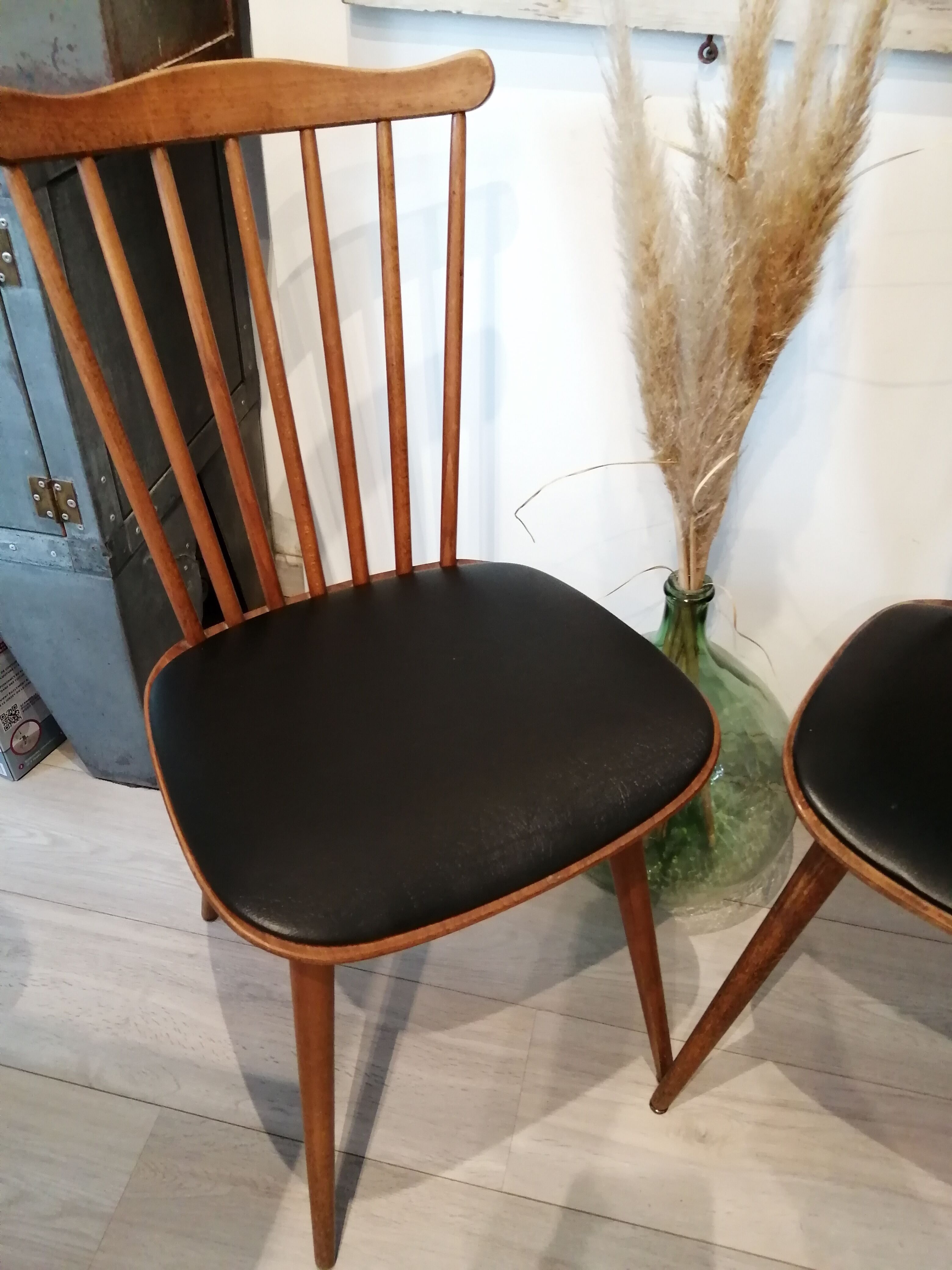 Baumann chairs