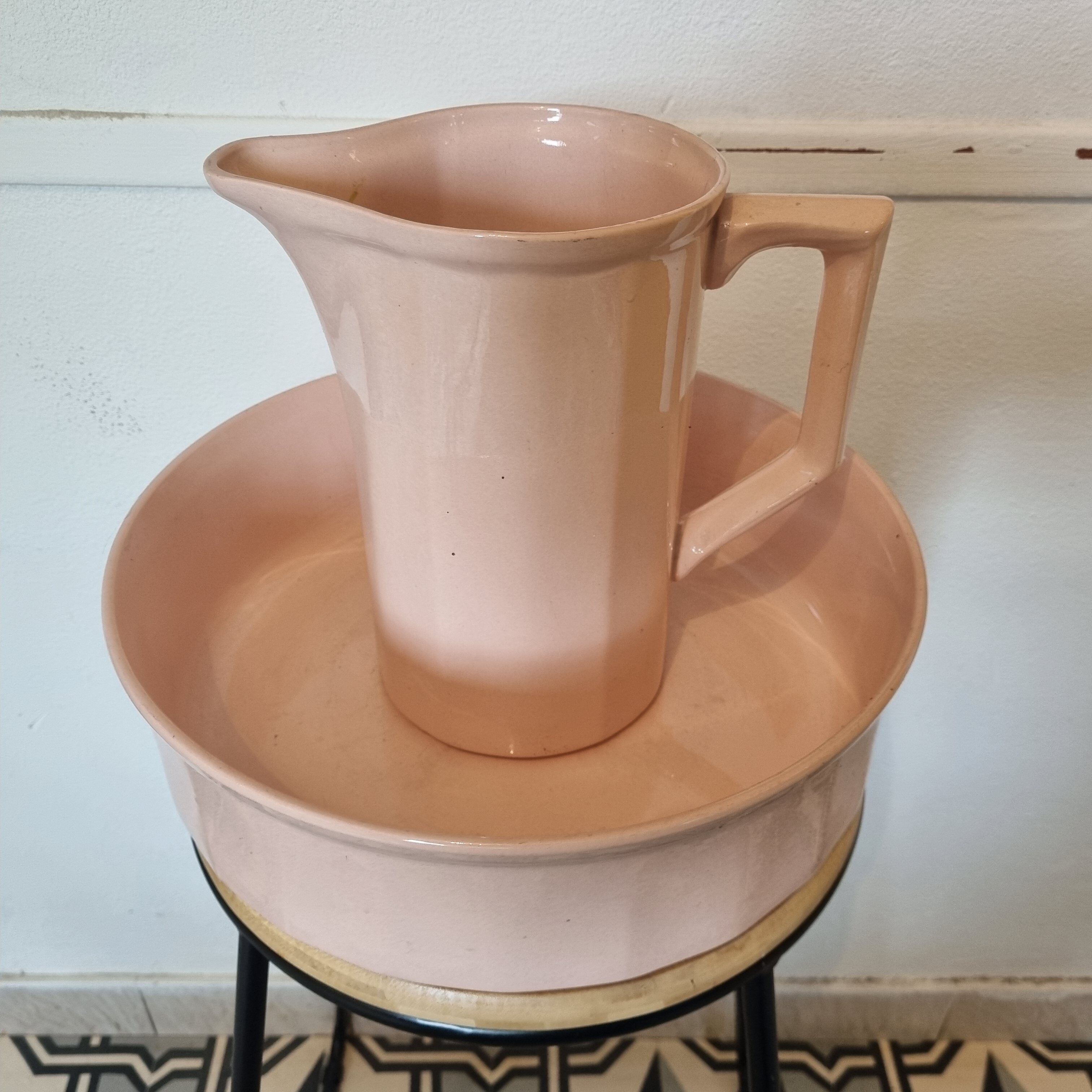 Necessary toilet set from the early 20th century.